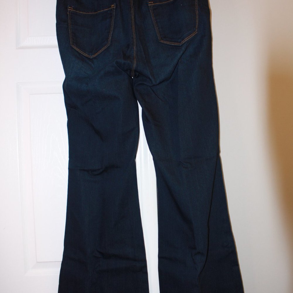Vibrant Jeans - Flare High Rise Jeans - 2XL - Picture 5 of 7